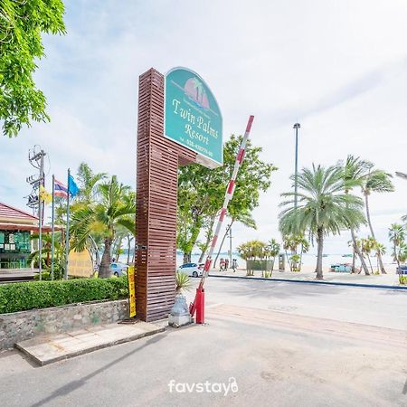 Twin Palms Suites And Residence Pattaya Bagian luar foto